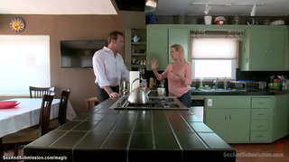 Гужем вылэ выжизы гуртъёсысь сюрныл Белль Нуар чичпотон, куке но соос анай отъезд, со Стивен таизэ Eyl-соин ӵош тодматӥз БДСМ Круа-секс