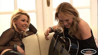 ���ాక్ Chicks!