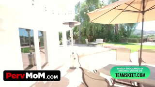 ���ੈਨੂੰ fucked ਮੇਰੇ ਸੁਤੇਲੀ ਮਾਂ ਅਤੇ Creamed ਉਸ ਚੂਤ