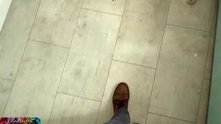 Շեկ քարտուղար լաքած իր ստիպում է պետին մինետ