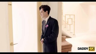DADDY4K. Одличен секс сцена од стар татко и неговата s.&#039;s убава невестата