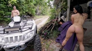 BANGBROS - Ցնցող Հավաքածուն պոռնո Кугуарами դերում Дымящейся Красоткой Кендрой Ласт (1 3)